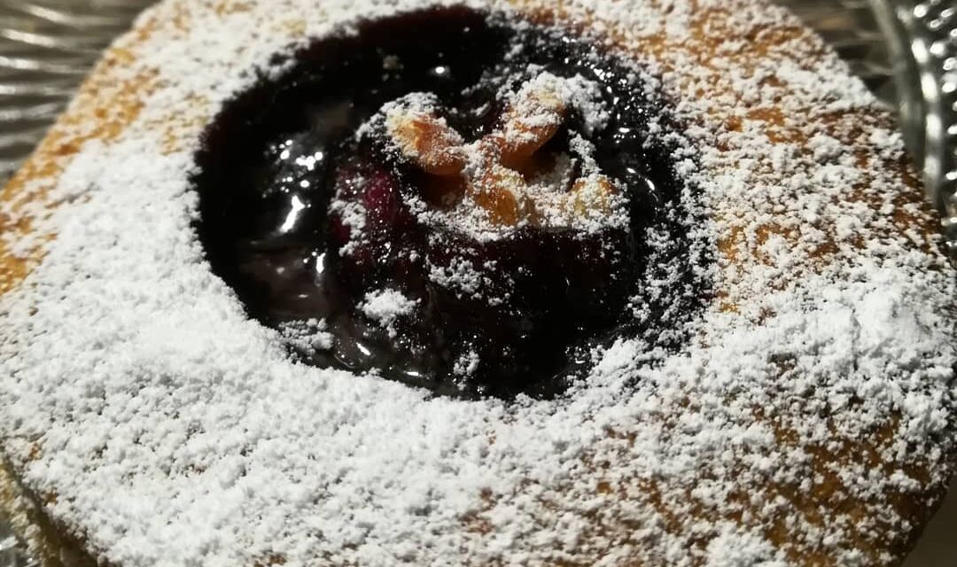 BISCOTTI DI PASTAFROLLA DELLA MONICA CON MARMELLATA AI FRUTTI DI BOSCO