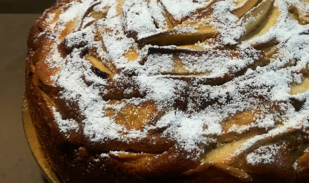 TORTA DI MELE DELLA MONICA