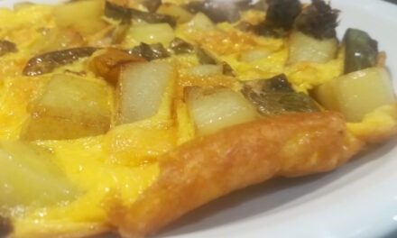 FRITTATA CON CARCIOFI E PATATE DELLA MONICA