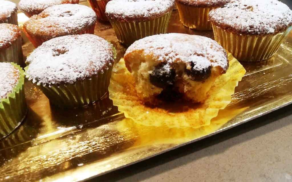 MUFFIN SOFFICI ALLE AMARENE FABBRI DELLA MONICA