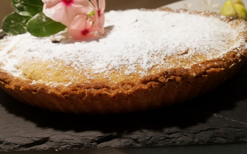 CROSTATA CON CREMA E FICHI DELLA MONICA