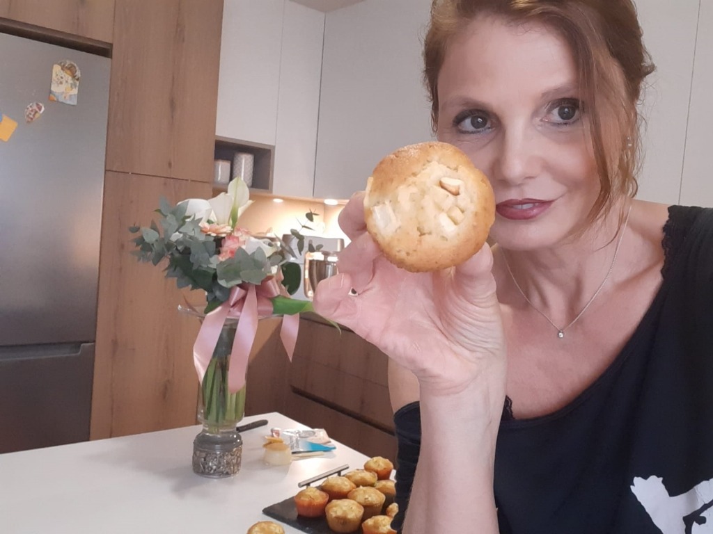 Muffin alle mele con marmellata della Monica