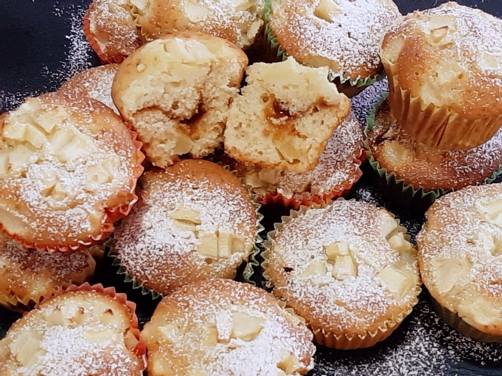Muffin alle mele con marmellata della Monica