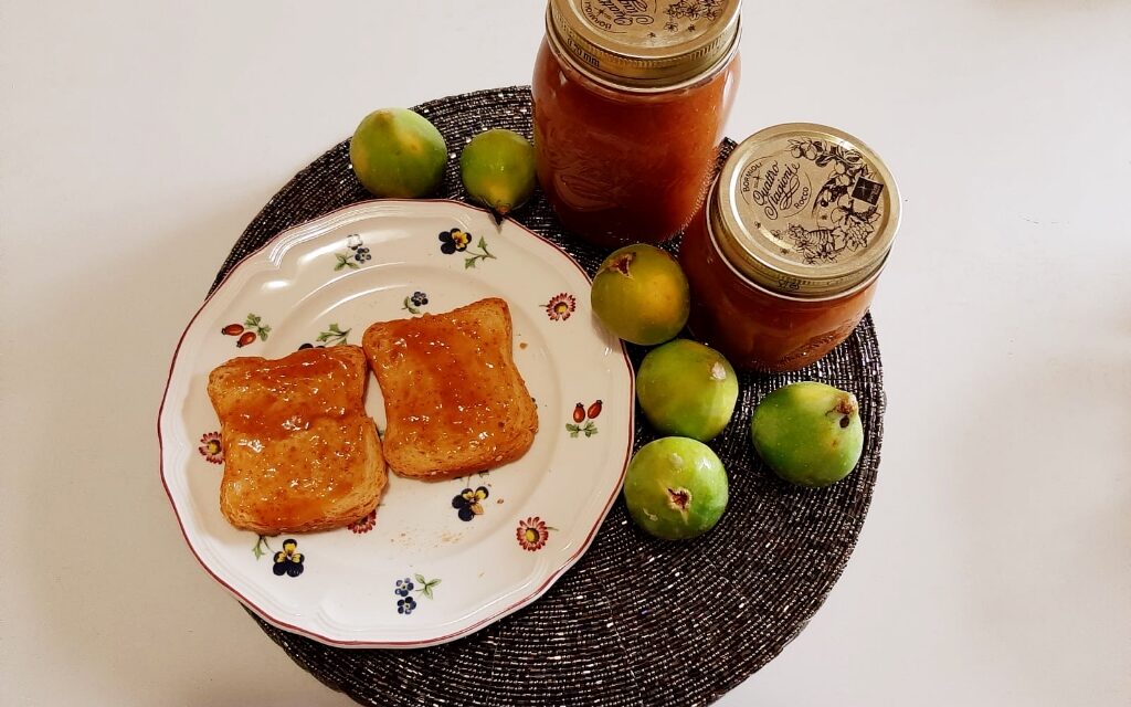 MARMELLATA DI FICHI CON MANDORLE PELATE DELLA MONICA
