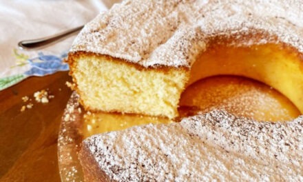 CIAMBELLA SOFFICE CON PANNA DELLA MONICA