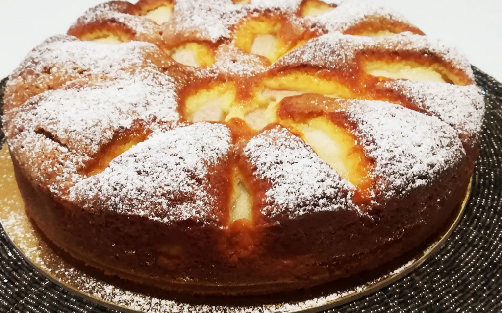 TORTA SOFFICE CON PERE (SENZA BURRO) DELLA MONICA