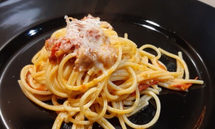 CHITARRA (SPAGHETTI) ALL’AMATRICIANA RIVISITATA DELLA MONICA