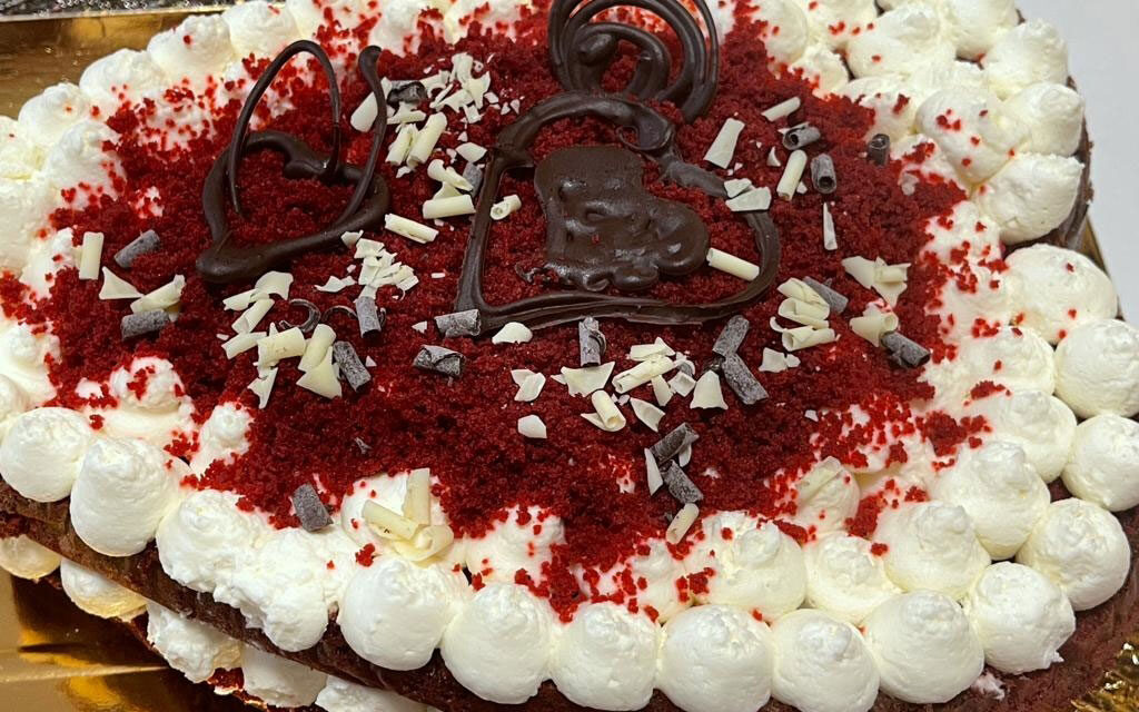 RED VELVET A FORMA DI CUORE DELLA MONICA