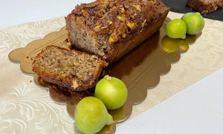 PLUMCAKE CON NOCI E FICHI DELLA MONICA