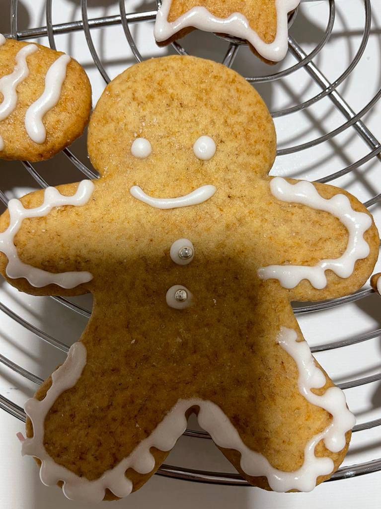 Biscotti pan di zenzero (gingerbread) della Monica