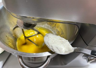 Aggiungete le polveri all’impasto