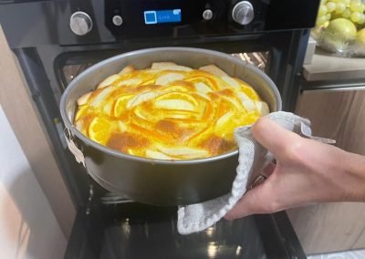 Lasciatela raffreddare su una griglia per dolci