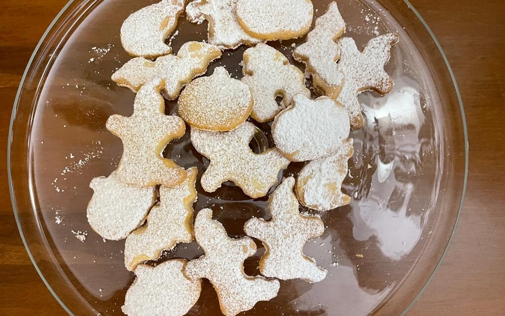 BISCOTTI DI PASTAFROLLA DI HALLOWEEN