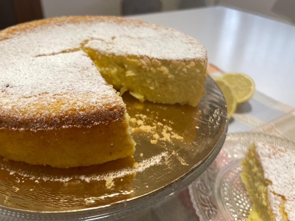 Torta cremosa con ricotta e limone (indicata anche per gli intolleranti al glutine)