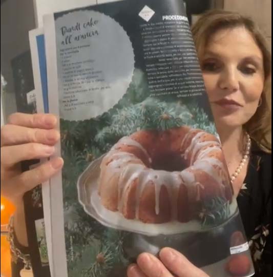BUNDCAKE ALL’ARANCIA DELLA MONICA IN EDICOLA SULLA RIVISTA “TORTE &BISCOTTI DI NATALE”